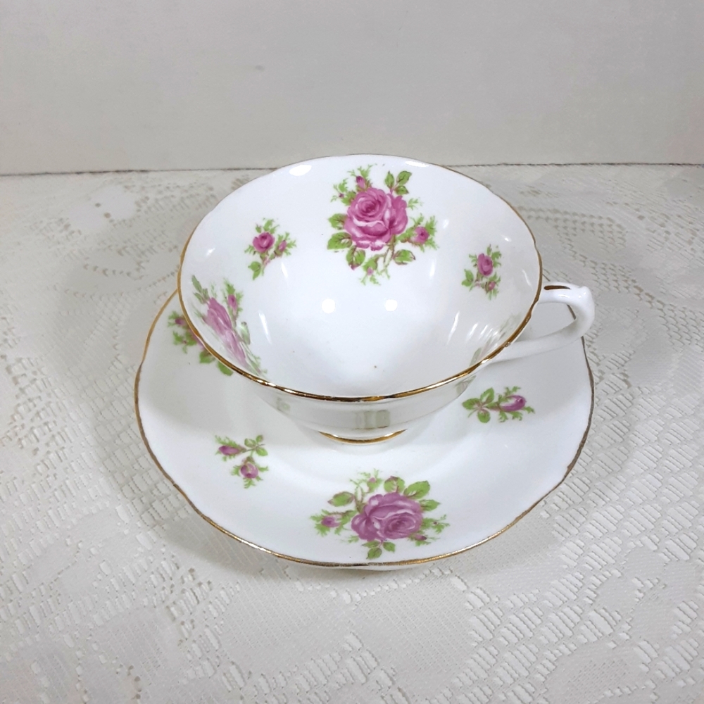 COLLINGWOODS Vintage Teacup Bone China Cup & Saucer PrettyPink Roses Cottagecore